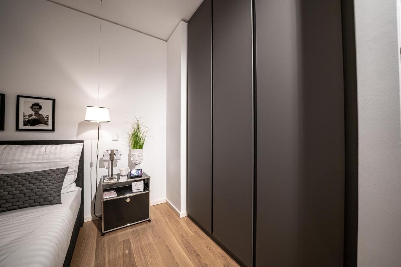 Luxury Apartments Duesseldorf Exterior photo